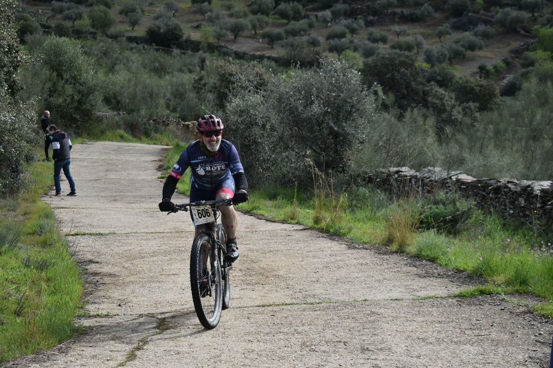 Fotos: Lo mejor del ciclismo en la Titán de los Ríos 2025