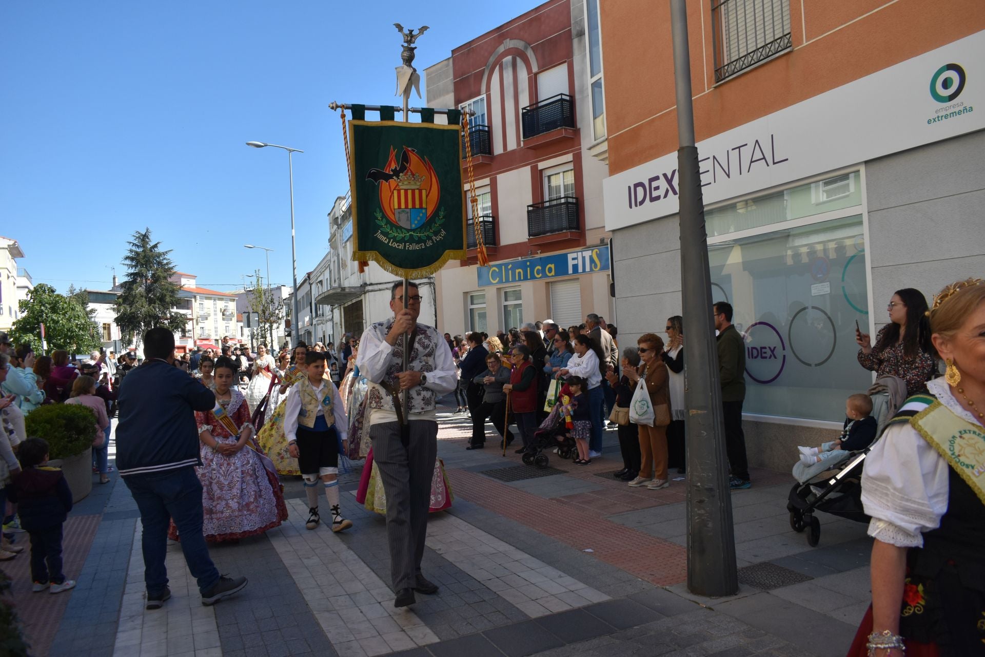 Fotos: Fin de semana inolvidable en Miajadas con sus hermanos de Puçol