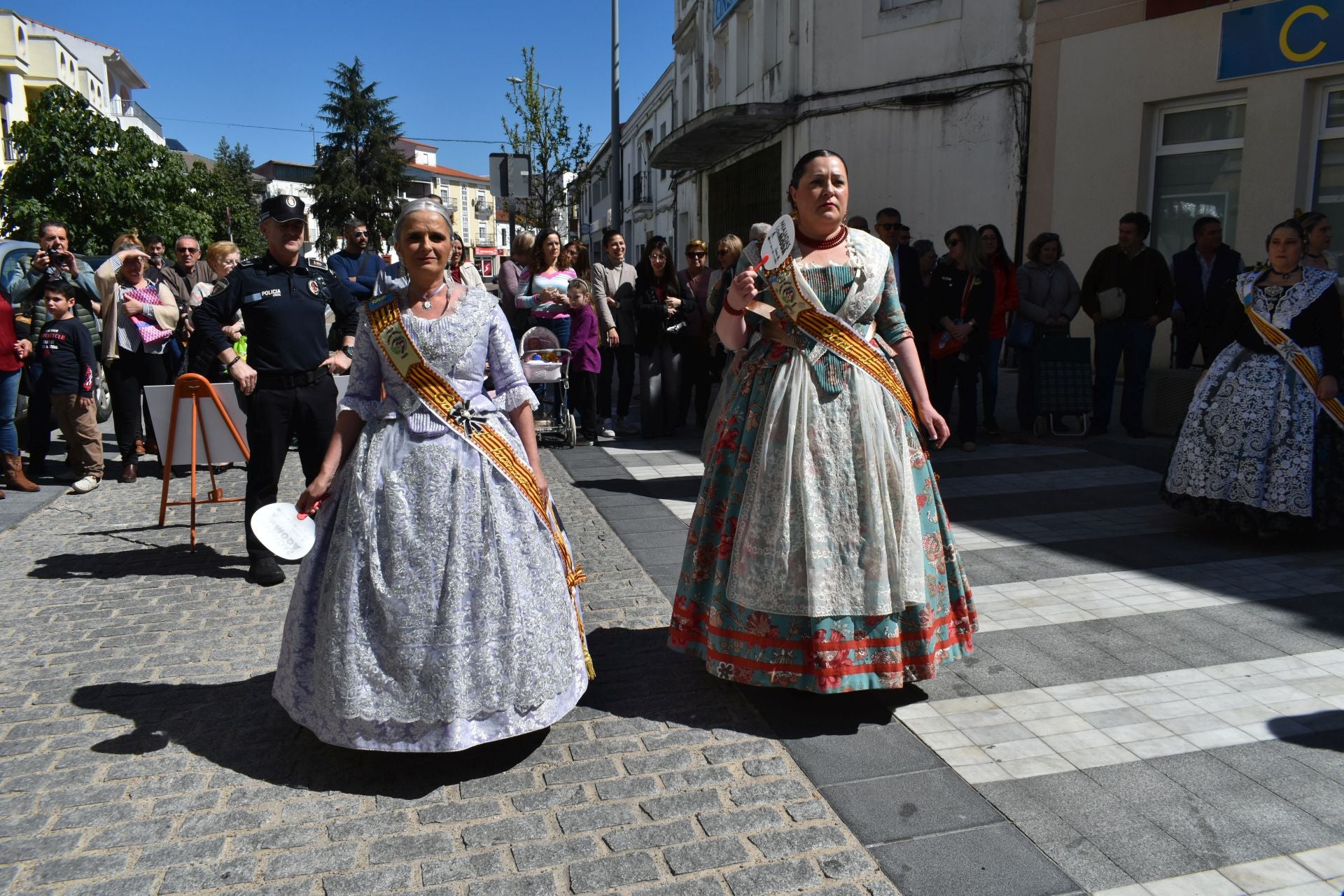 Fotos: Fin de semana inolvidable en Miajadas con sus hermanos de Puçol