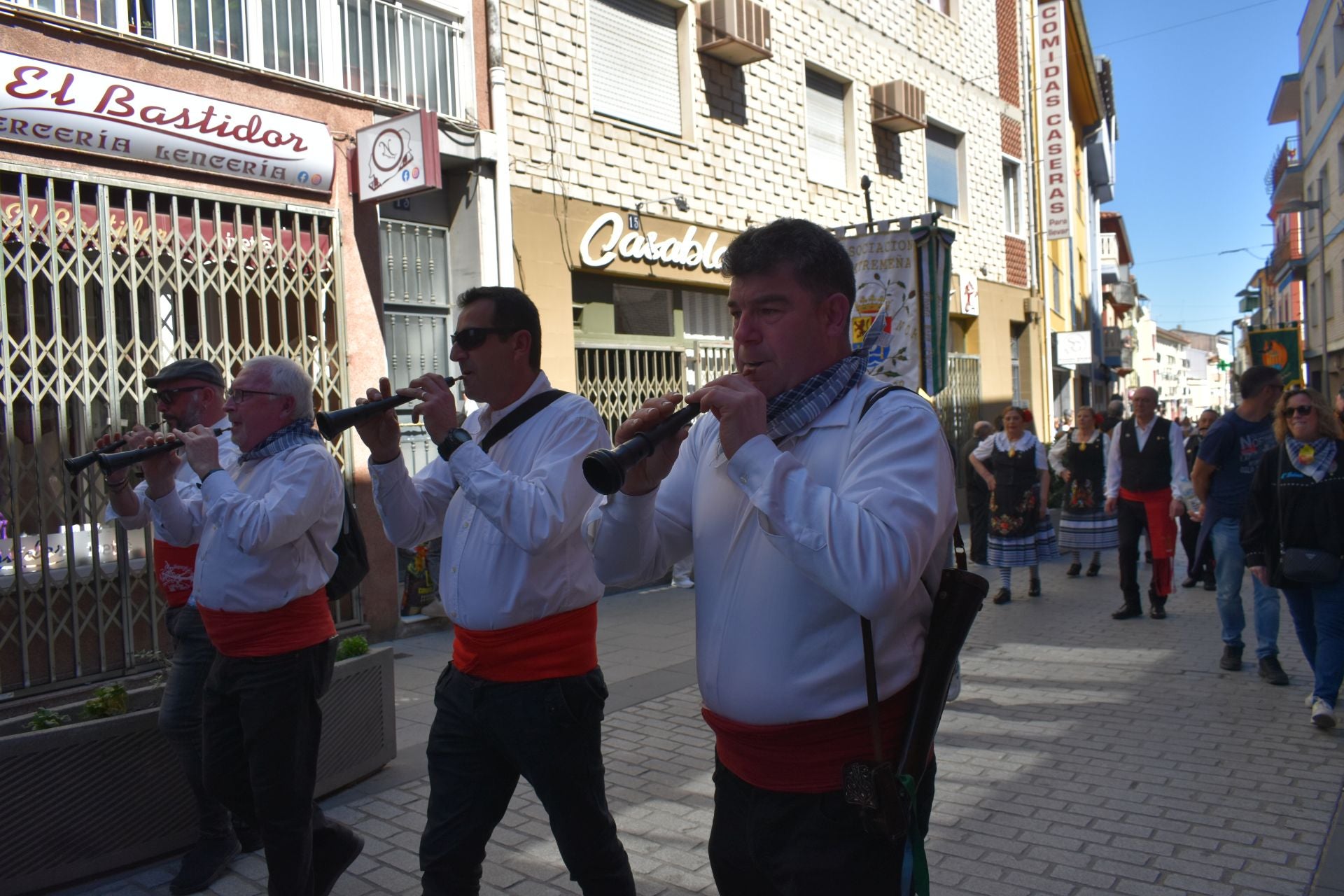 Fotos: Fin de semana inolvidable en Miajadas con sus hermanos de Puçol