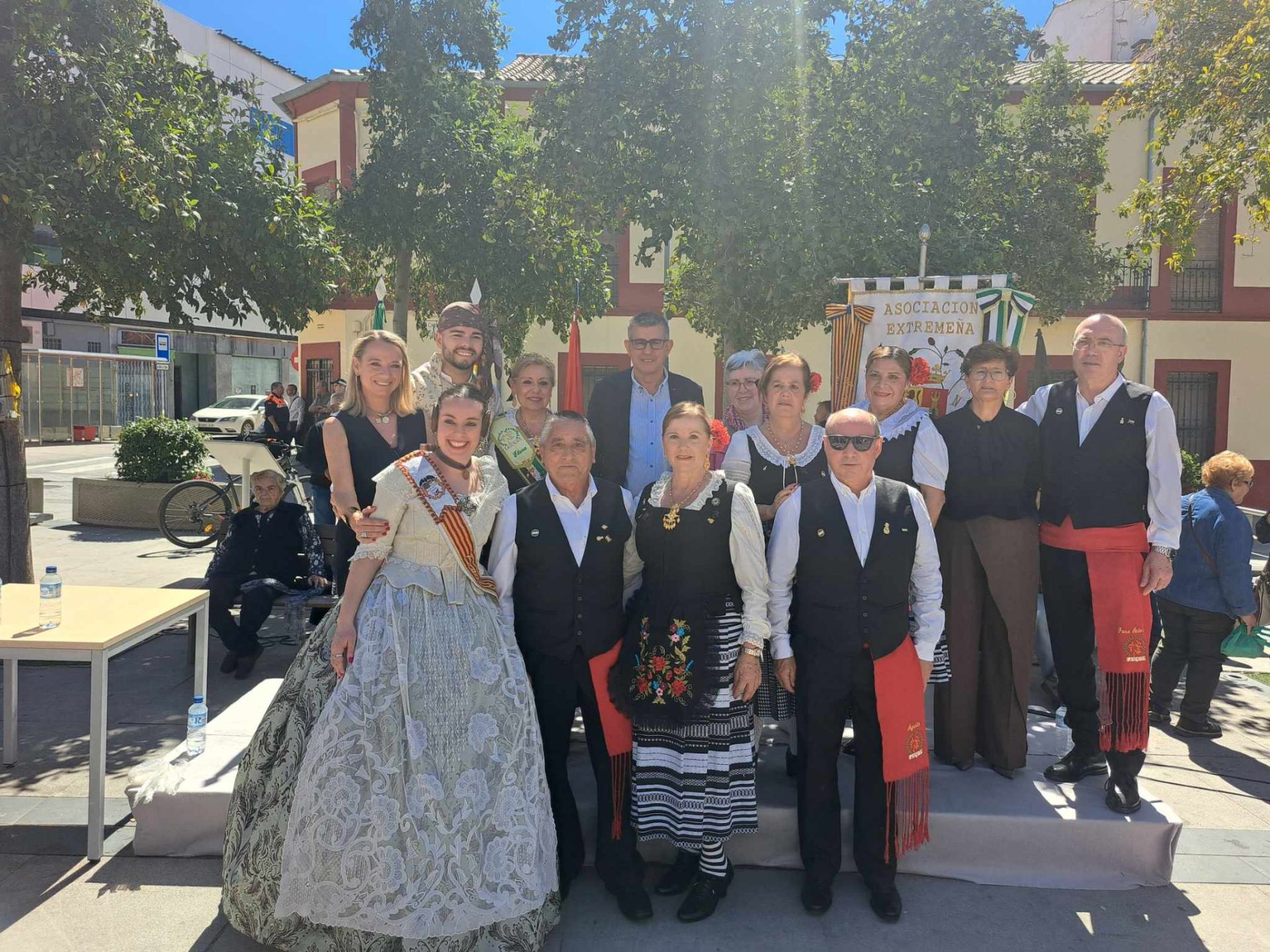 Fotos: Fin de semana inolvidable en Miajadas con sus hermanos de Puçol