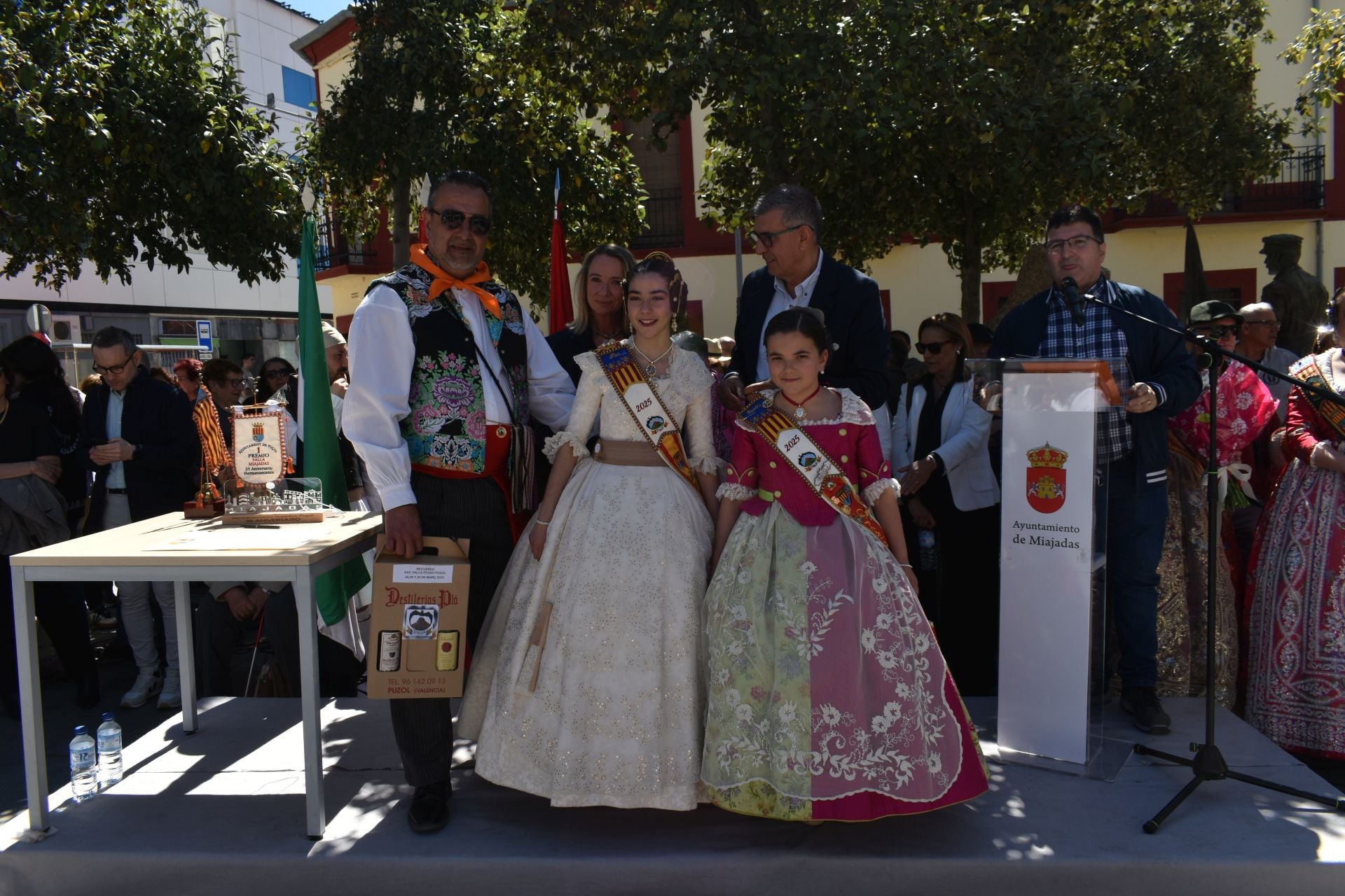 Fotos: Fin de semana inolvidable en Miajadas con sus hermanos de Puçol