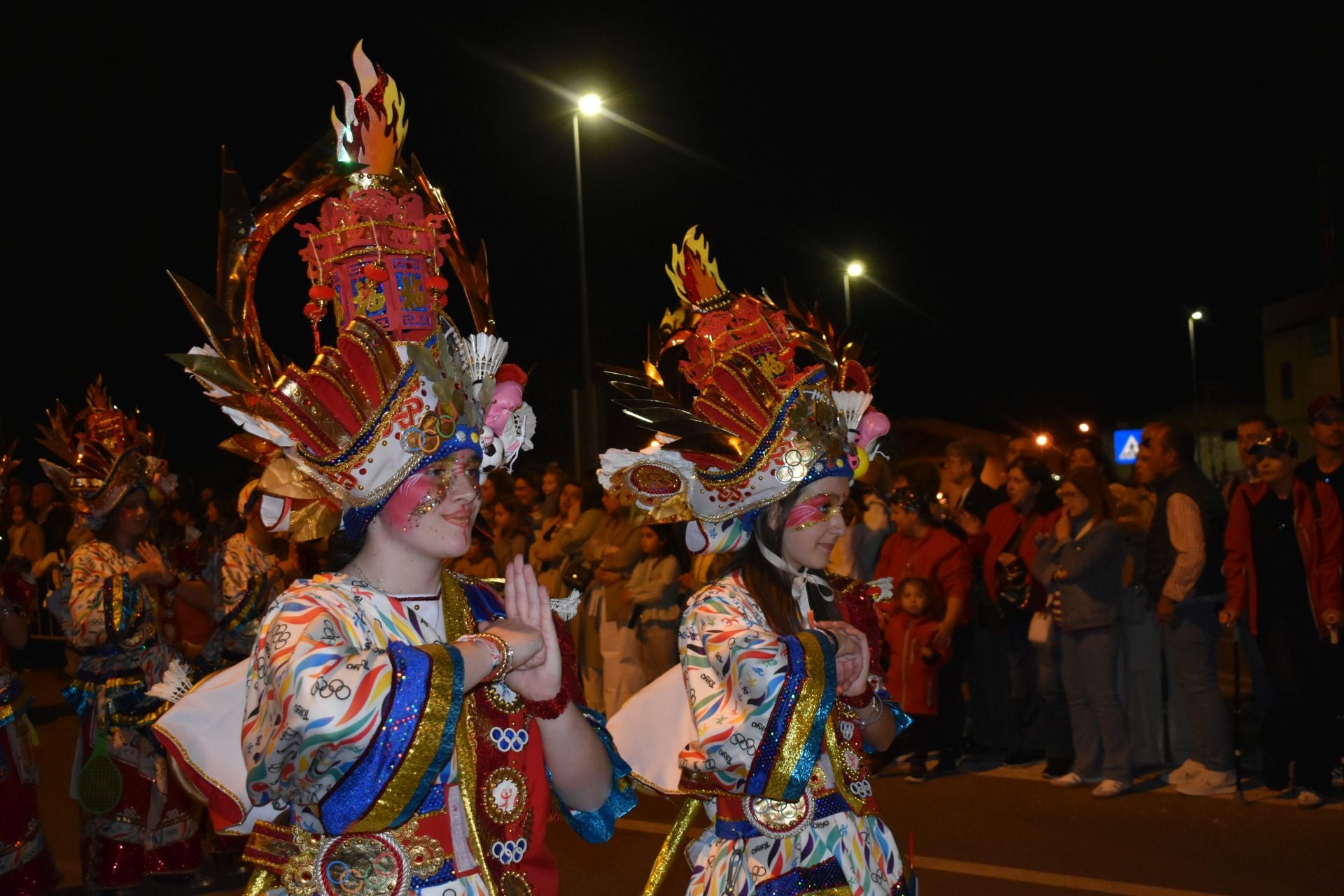 Fotos: 18 comparsas hicieron vibrar en la VI Convivencia Carnavalera de Miajadas