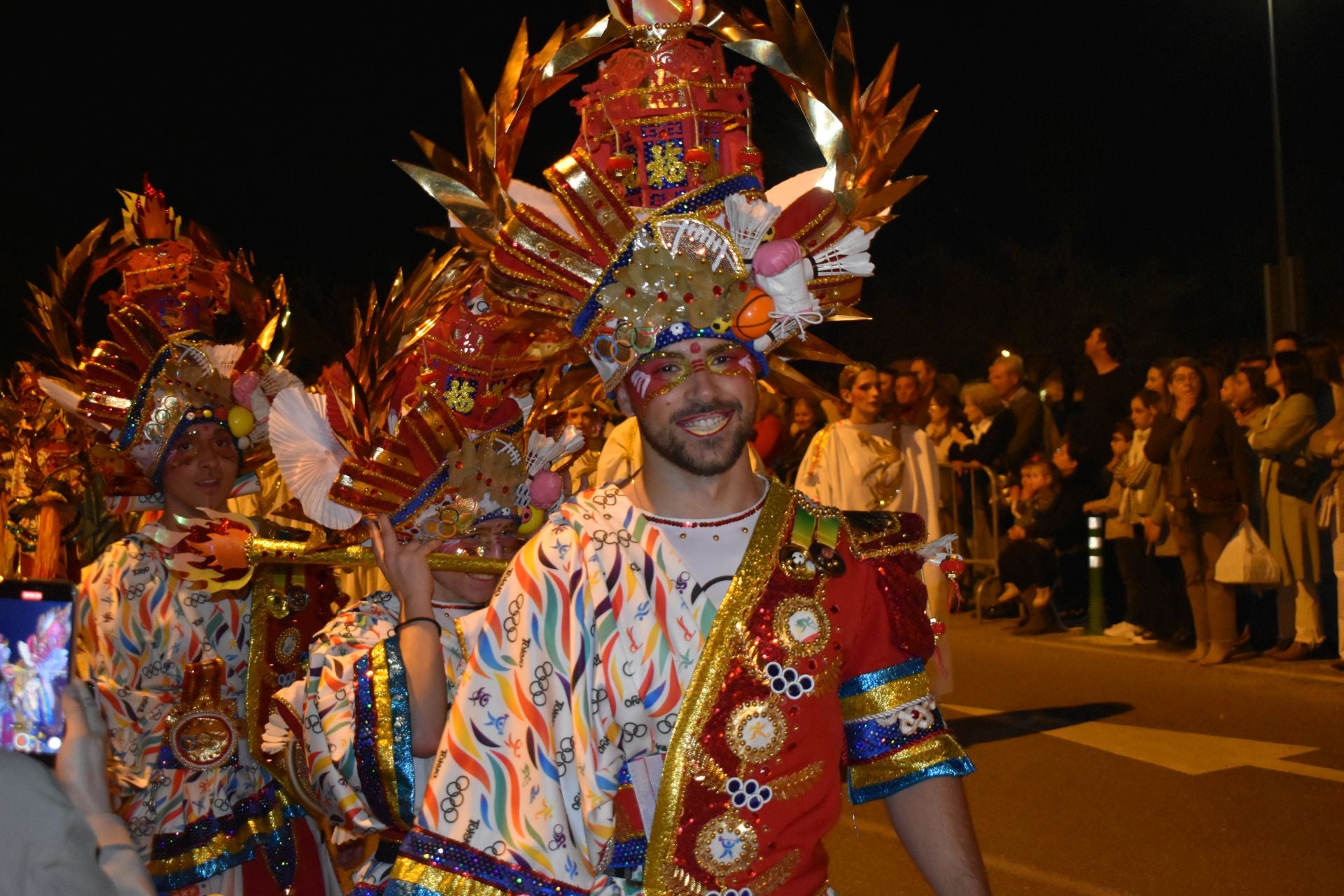 Fotos: 18 comparsas hicieron vibrar en la VI Convivencia Carnavalera de Miajadas