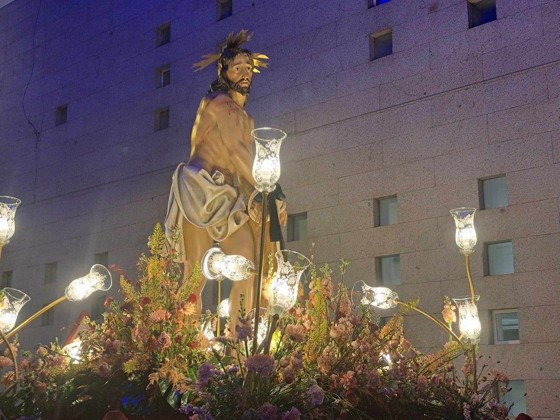 Fotos: Procesión de la 'Oración en el huerto de los olivos', el 'Cristo amarrado a la columna' y 'Jesús Nazareno'
