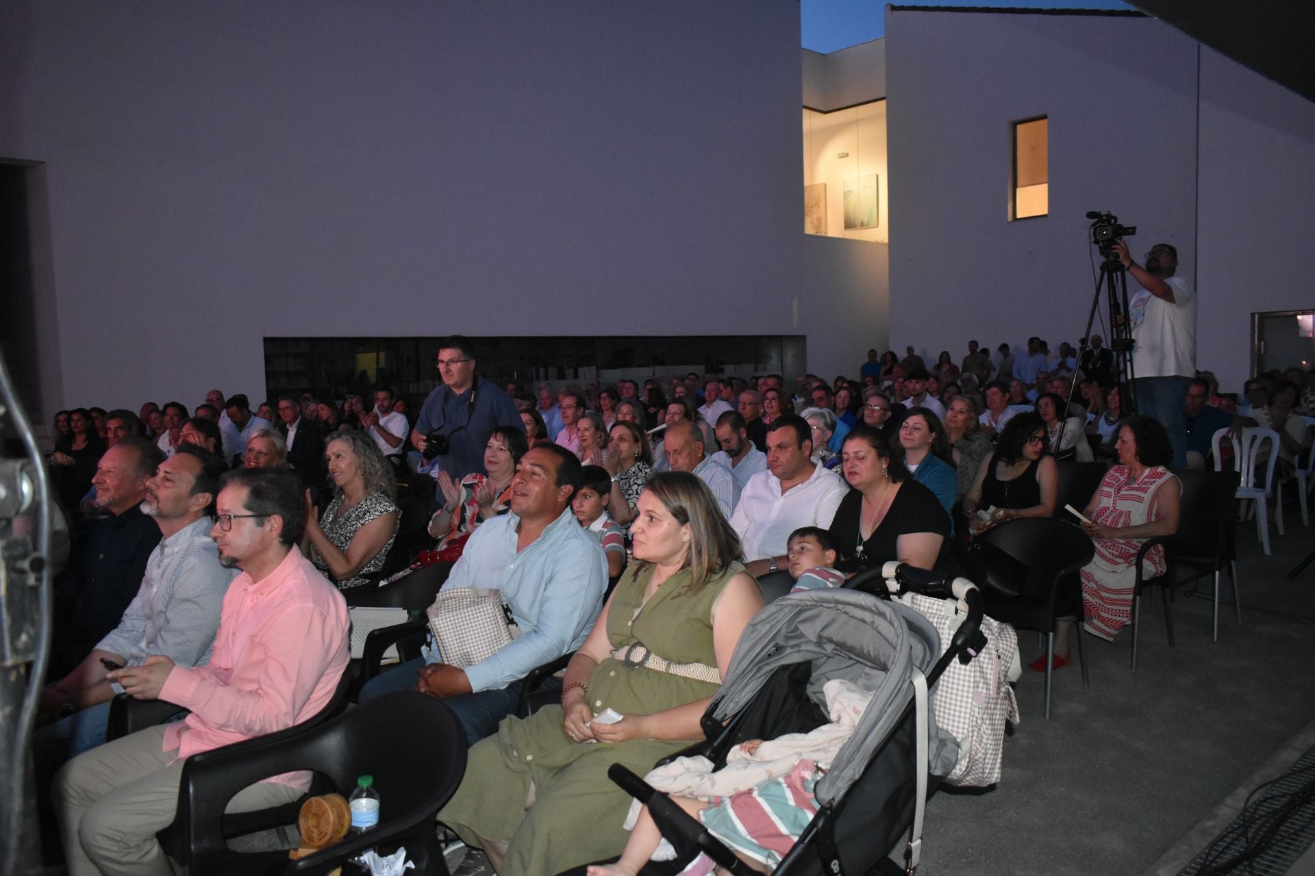 Fotos: Gala del XIV Certamen de Pintura Laura Otero