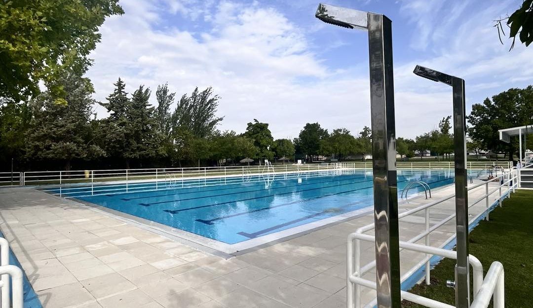 Comienza la temporada de baño en la piscina municipal de verano