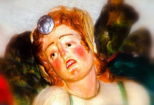 Figura de una de 'Las iluminadas?