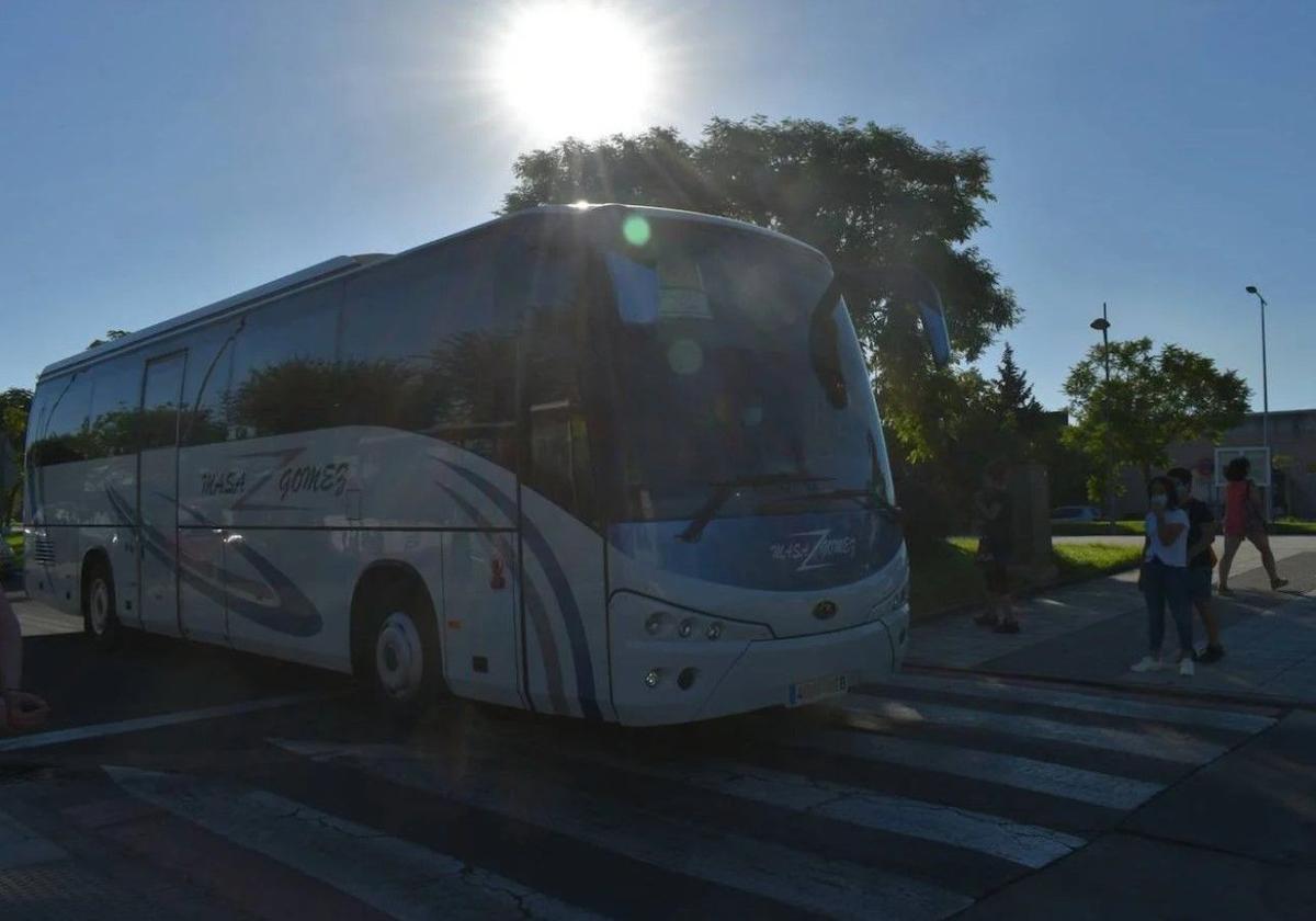 Servicio Urbano de Transporte de Viajeros en las rutas establecidas por los centros escolares