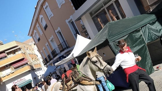 Un viaje temporal hasta el siglo XIX para revivir la feria de Miajadas