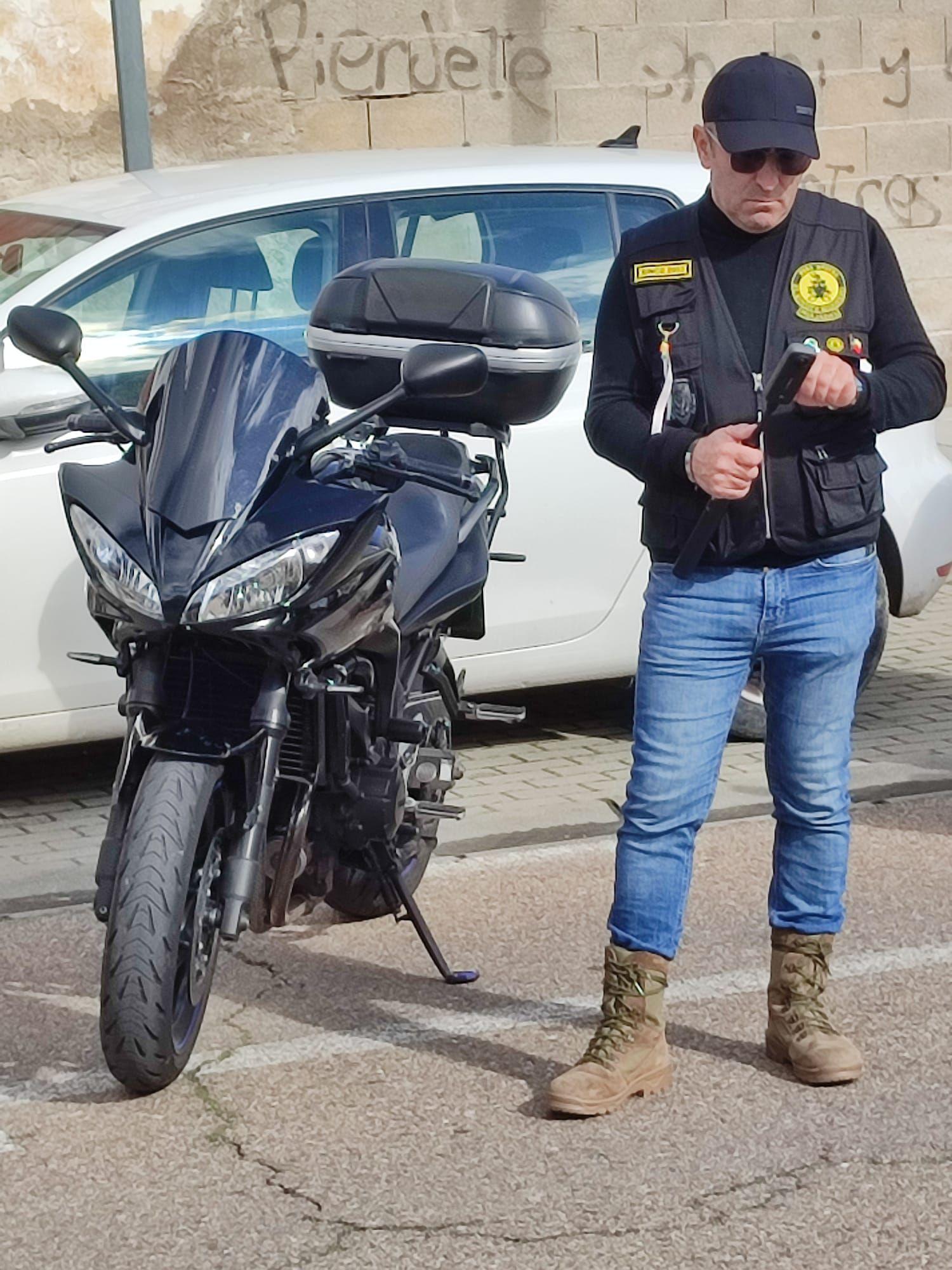 Alrededor de un centenar de moteros disfrutaron con las Migas Kojoneras