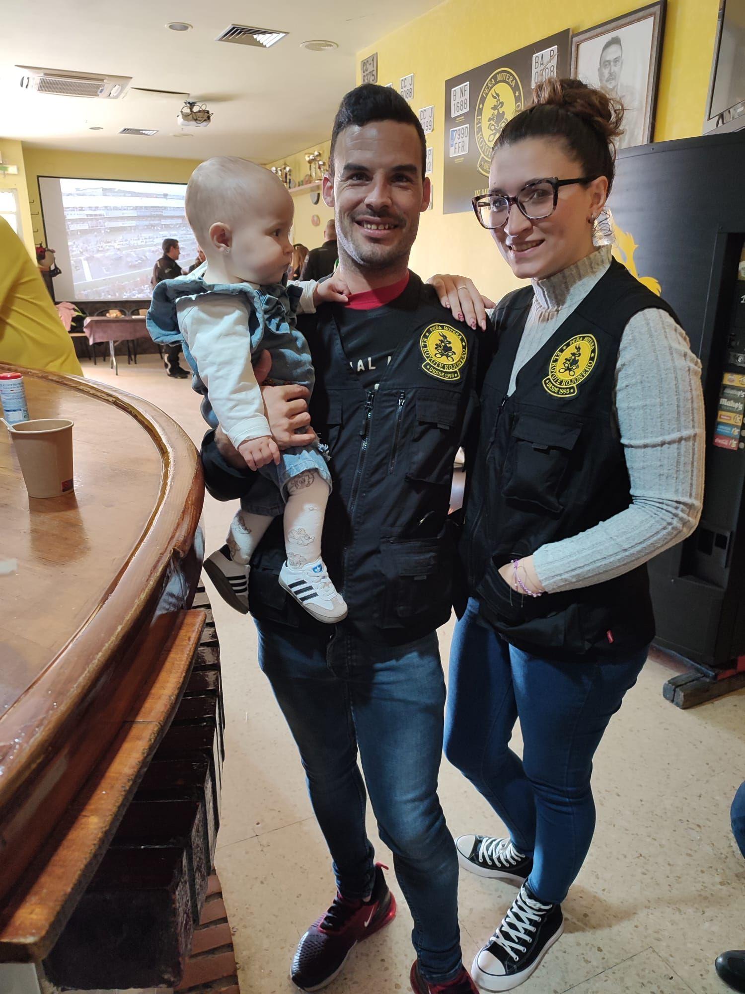 Alrededor de un centenar de moteros disfrutaron con las Migas Kojoneras