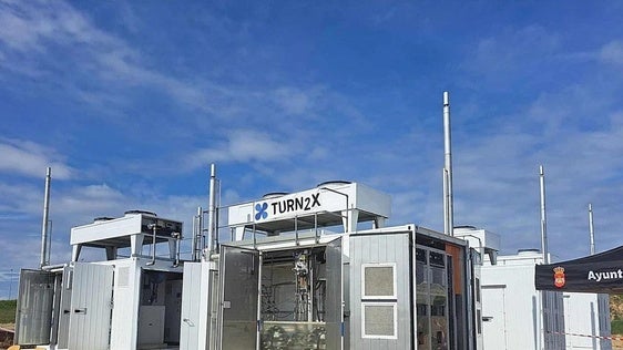 Instalaciones en Miajadas de la empresa alemana Turn2X, que ha sido seleccionada para un proyecto de hidrógeno renovable.
