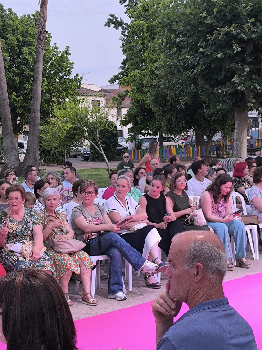 Miajadas brilla en el desfile benéfico 'ConócELA'