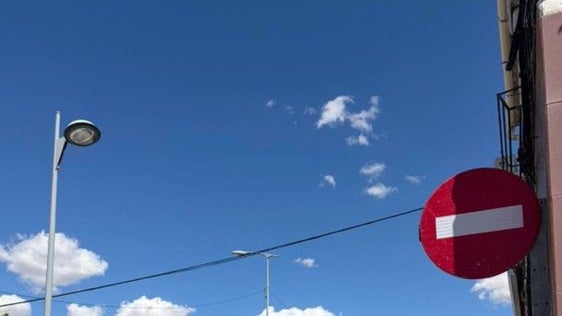 Nueva ordenación del tráfico en el entorno del CEIP García Siñeriz para mejorar la seguridad y el estacionamiento en la vuelta al cole