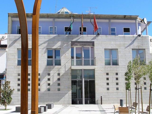El Ayuntamiento contratará personal de limpieza