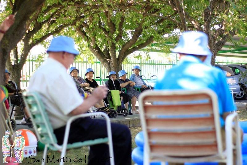 San Martín de Porres instala una piscina en sus jardines para los residentes