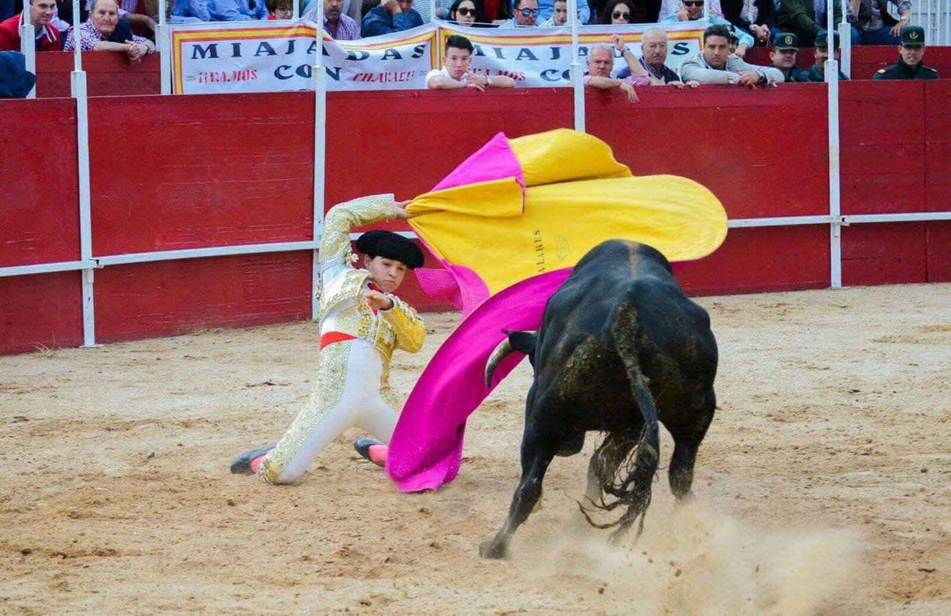 El novillero en uno de los festejos en los que ha participado. 