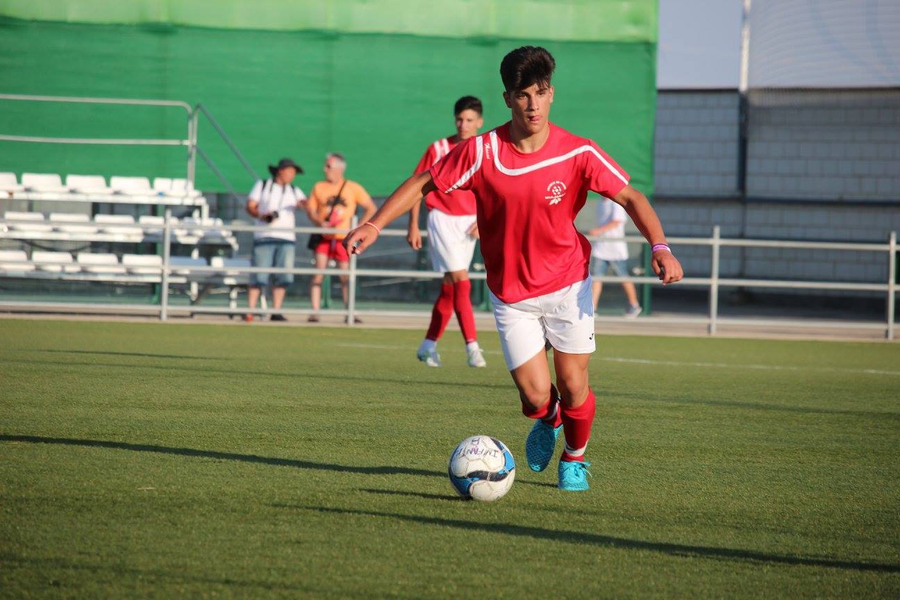 Los cadetes de la EF Miajadas golean al Orellana Costa Dulce