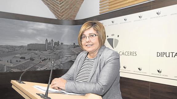 Rosario Cordero, presidenta de la Diputación de Cáceres.