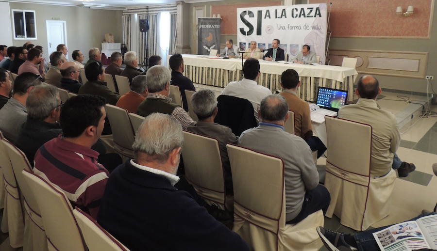 Momento de la asamblea celebrada en el Hotel Triana. 