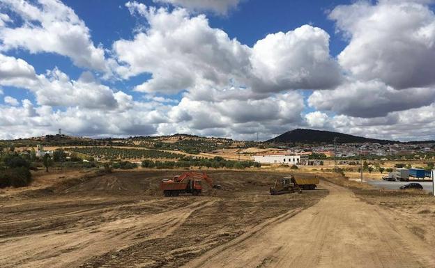 Obras de urbanización en el Polígono 