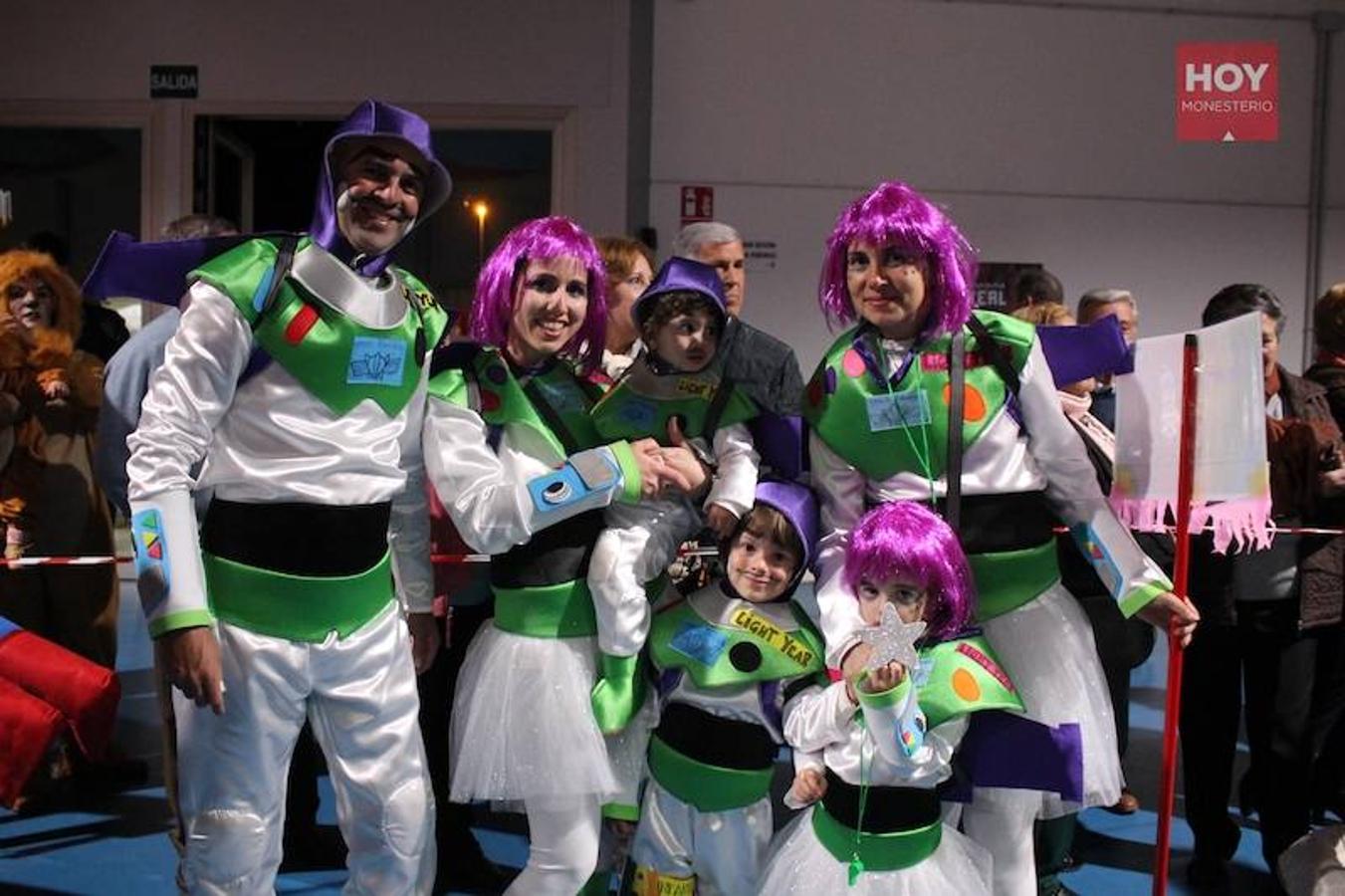 El jurado lo tuvo muy complicada dada la alta participarción y la lcalidad de los disfraces