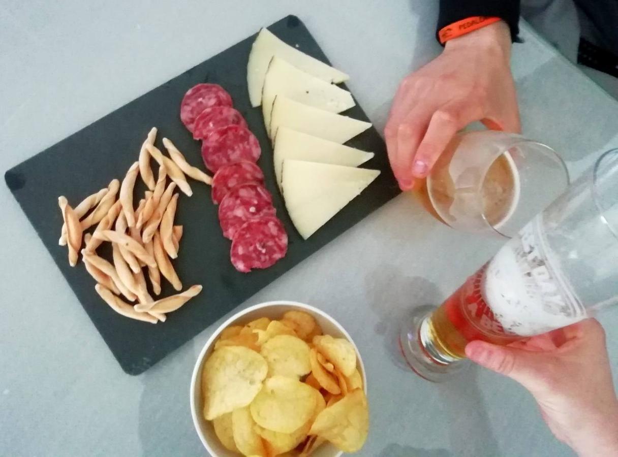 Fotos: Los monesterienses celebran la Fiesta de la Primavera desde casa