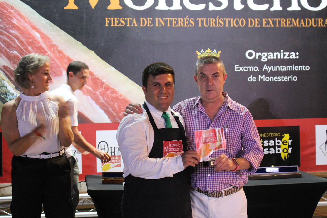 Javier Fernández junto a Antonio Quintero, miembro del jurado