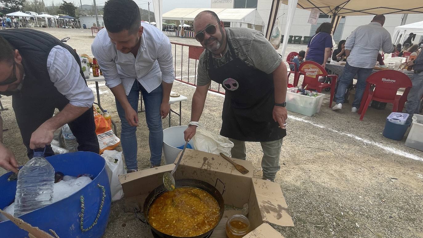 Monesterio da la bienvenida a la primavera con un concurso de paellas (I)