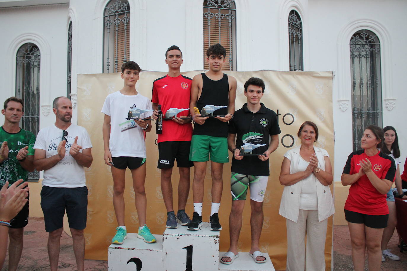 Fotos| Entrega de premios de II Milla Urbana de Monesterio