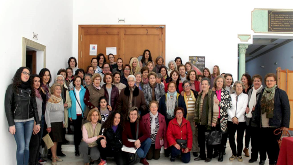 Mujeres de Monesterio el año pasado durante una actividad que conmeroró su día 