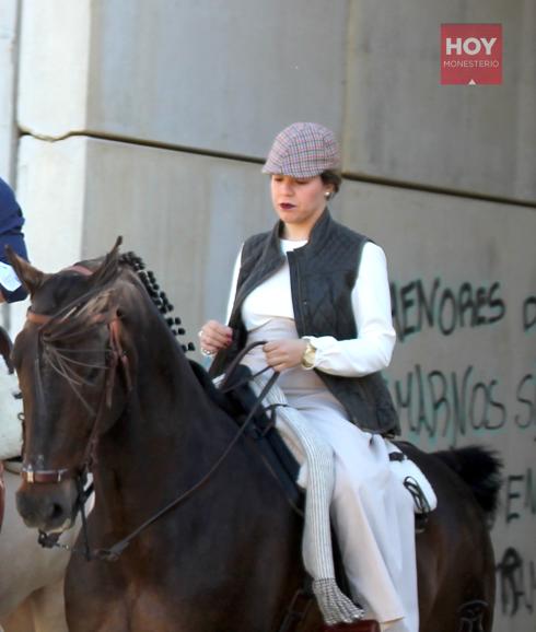 Verónica el año pasado, durante el camino a lomos de su caballo 