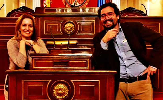 Nuria Camacho y Jaime Vega de visita en el Senado 