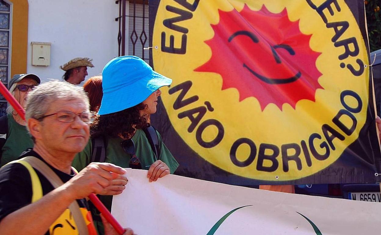 Paquillo, un fijo en las protestas contra la central nuclear 