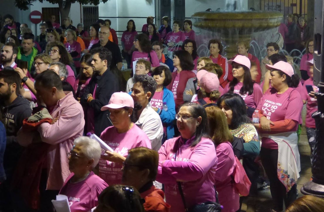 Fotos: Multitudinaria Marcha Rosa contra el cáncer de mama
