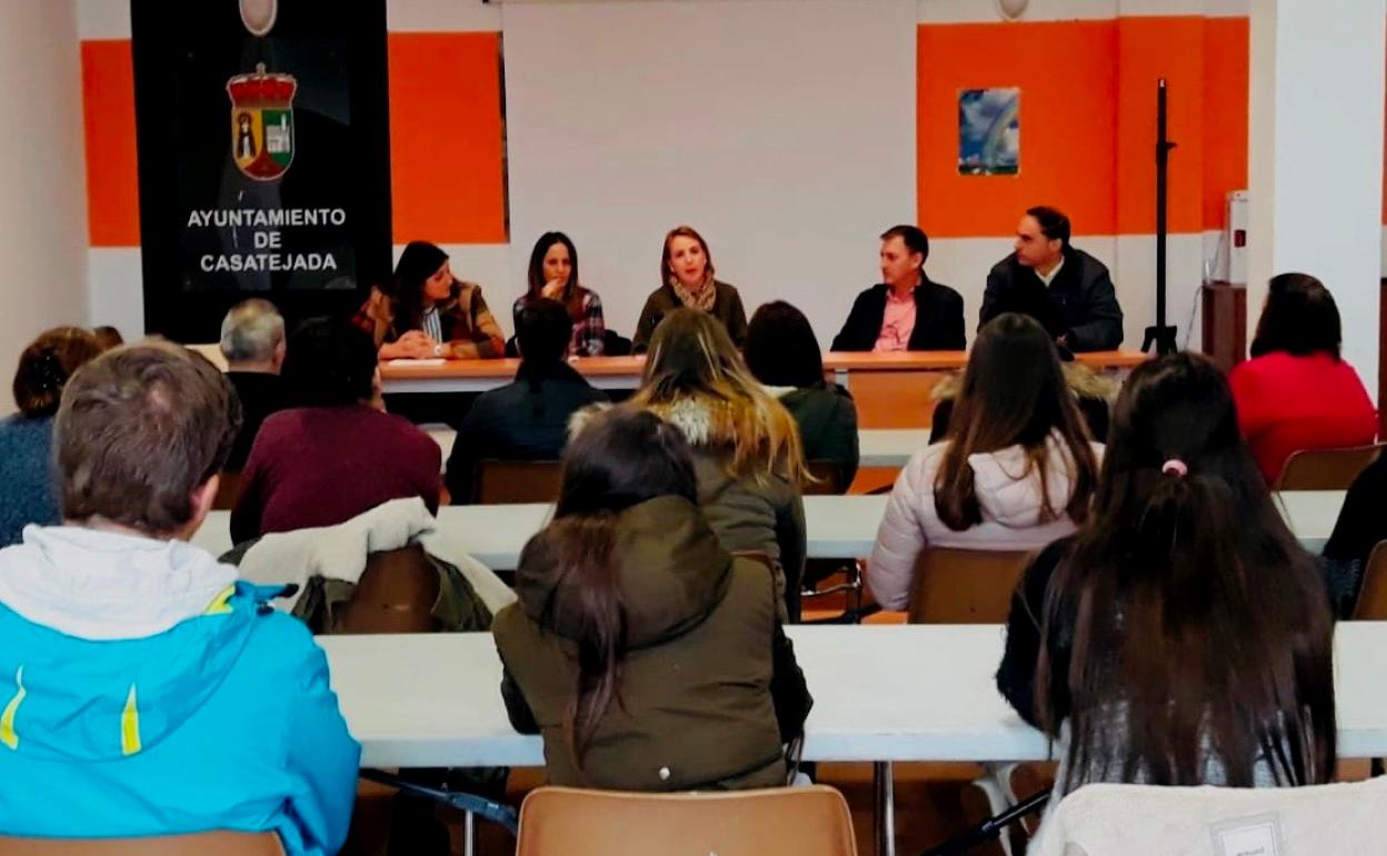 Acto inicial de la nueva escuela profesional 