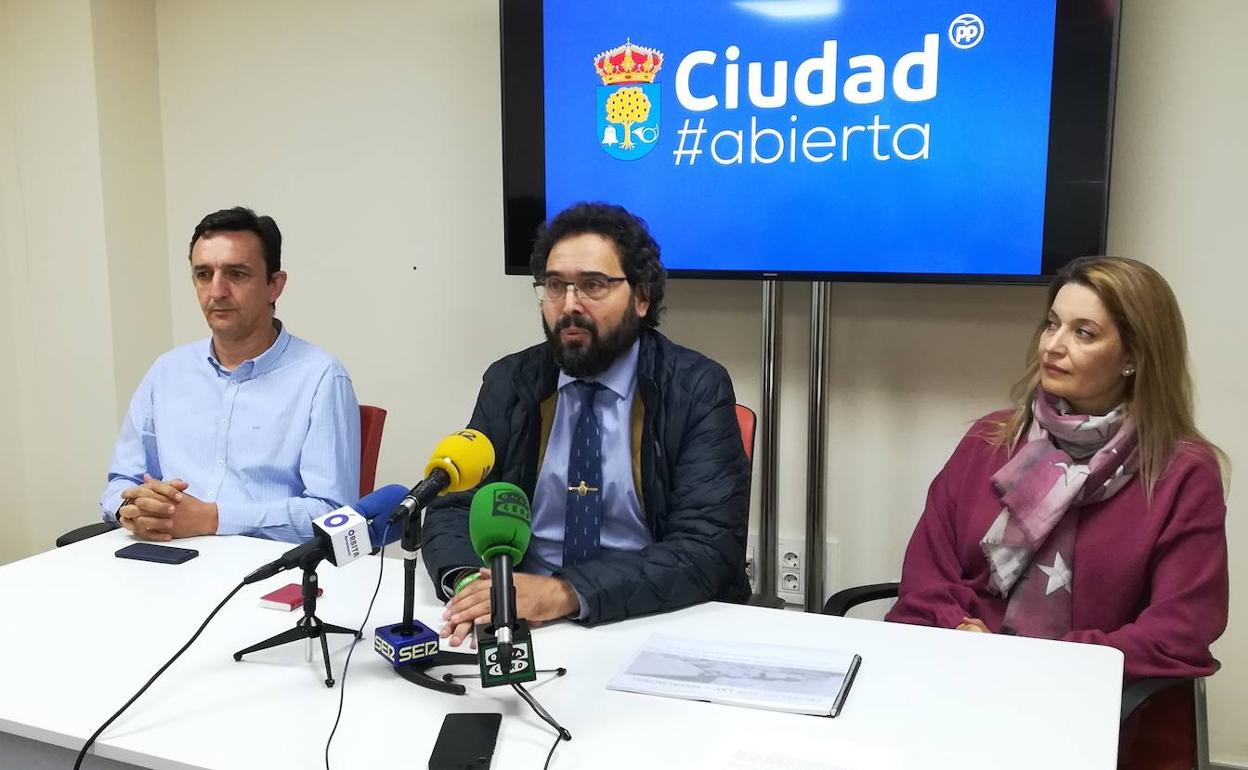 Miembros del grupo popular en el Ayuntamiento 