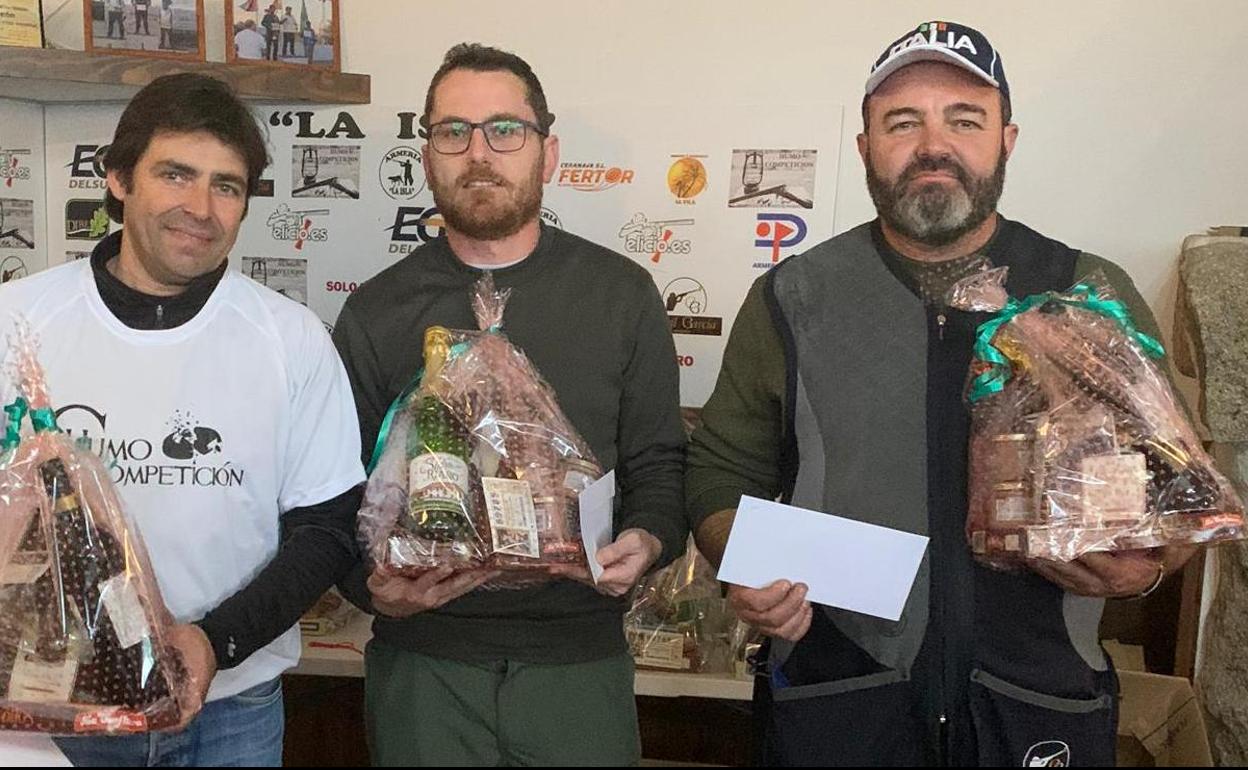 Andrés Valera, ganador ex aequo de la tirada al plato de Azután