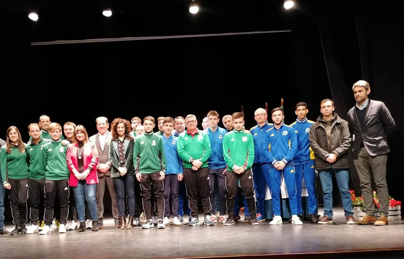 Recepción celebrada en la casa de cultura 