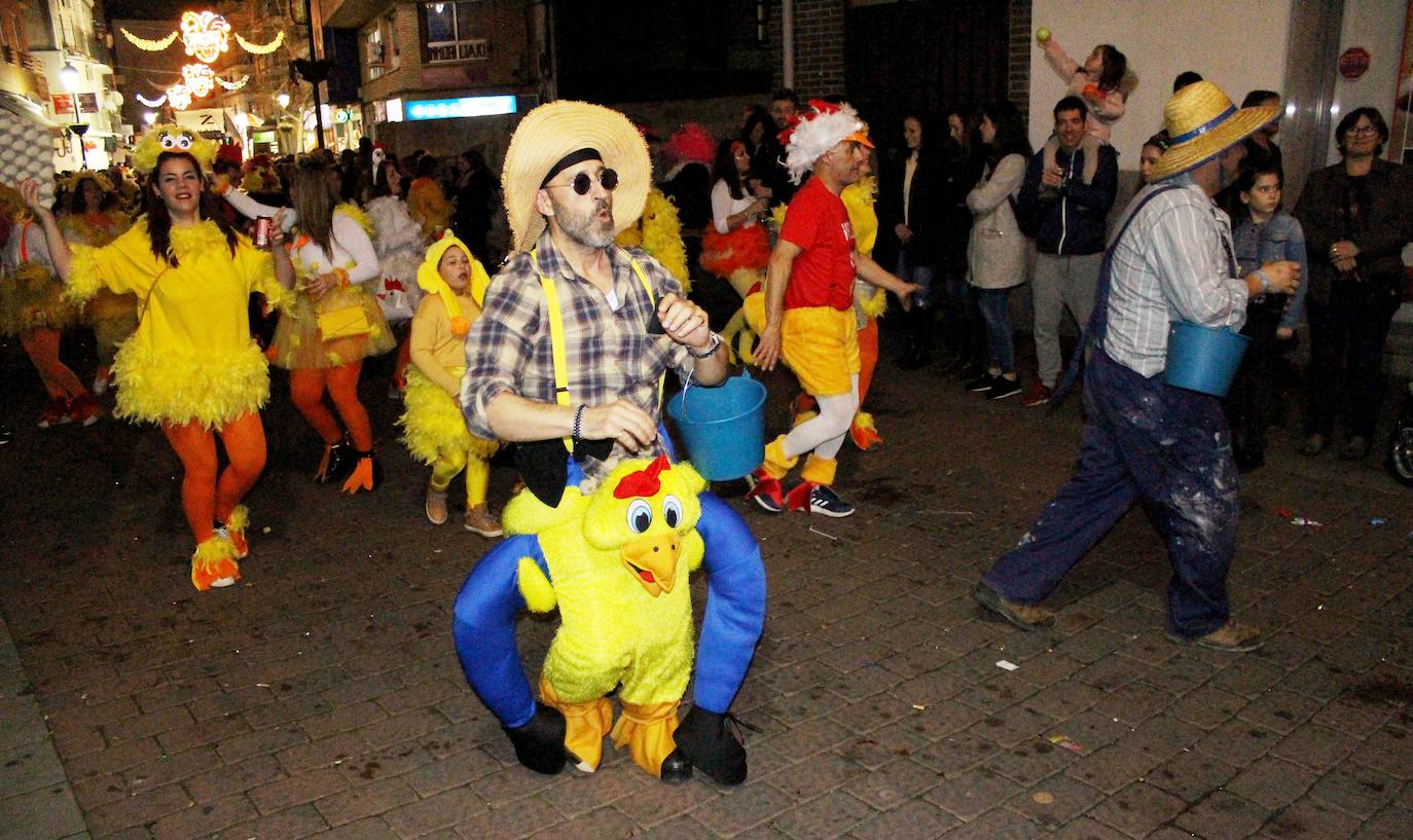 Fotos: Pasacalles carnavalero