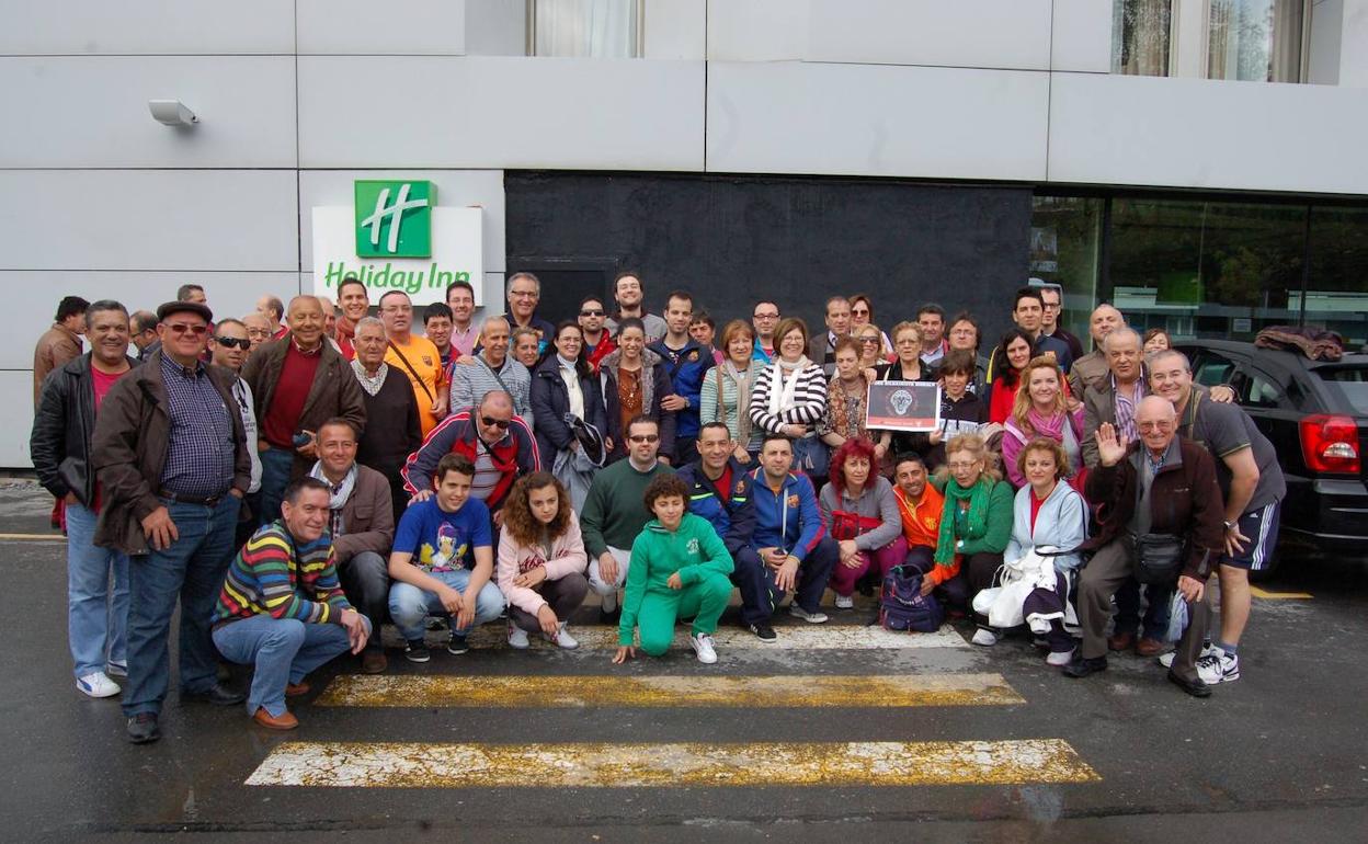 Un viaje anterior compartido por las peñas del Bilbao y el Barcelona 