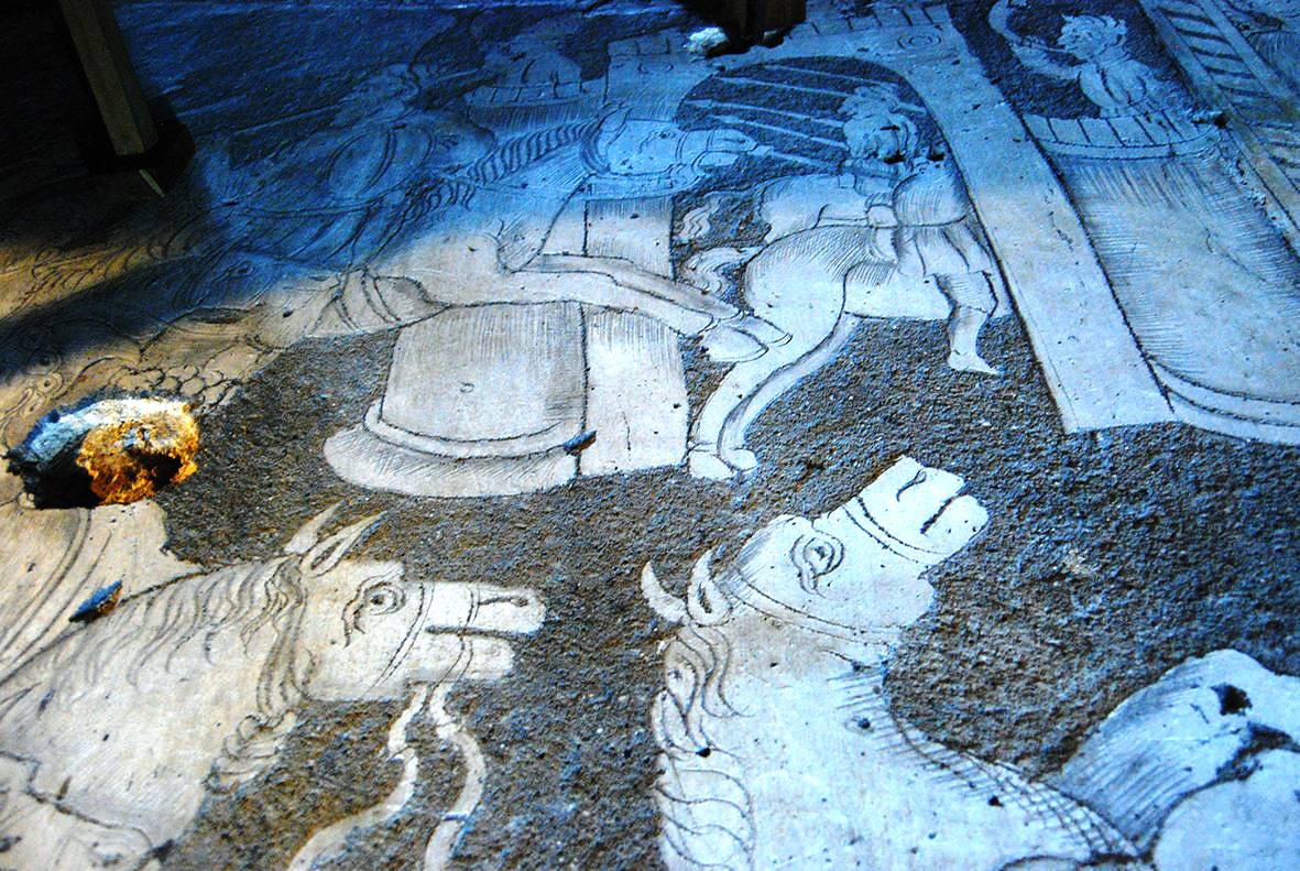 Detalle de la escena de caballos de la pared central 