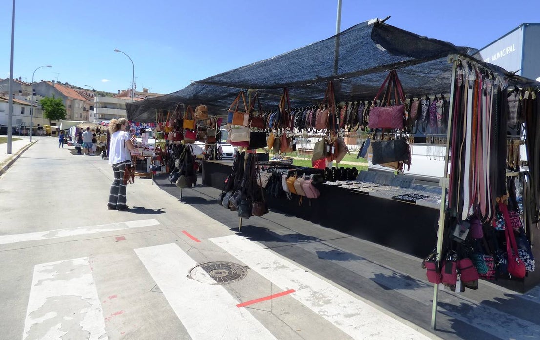Fotos: Se amplía el mercadillo
