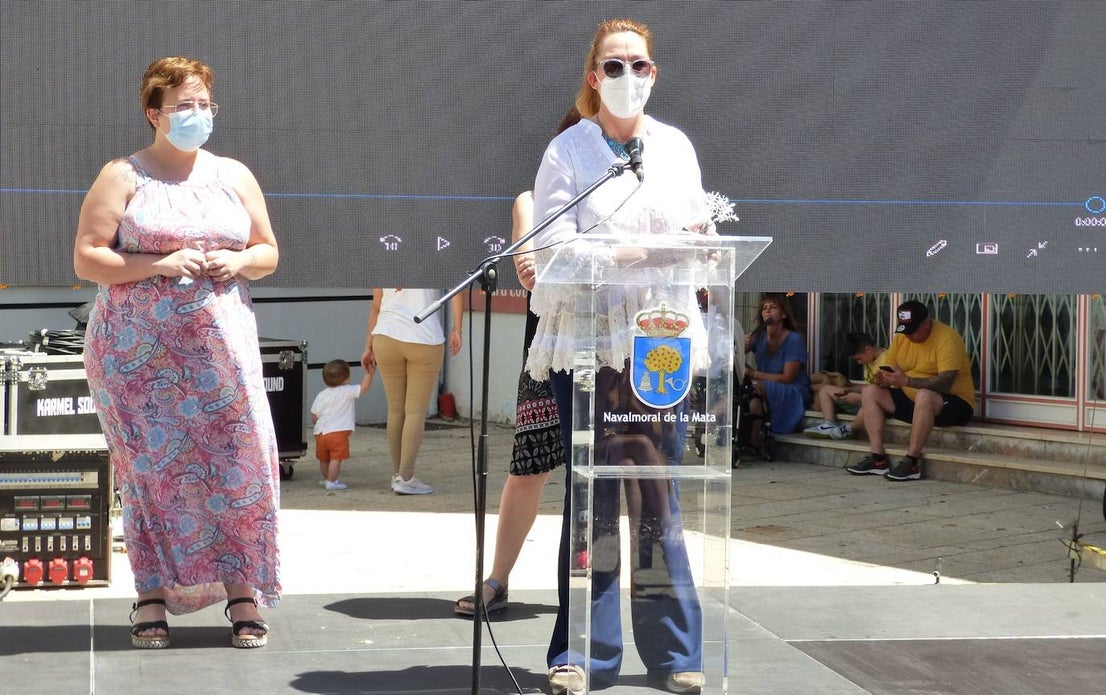 Fotos: Homenaje en la plaza de España