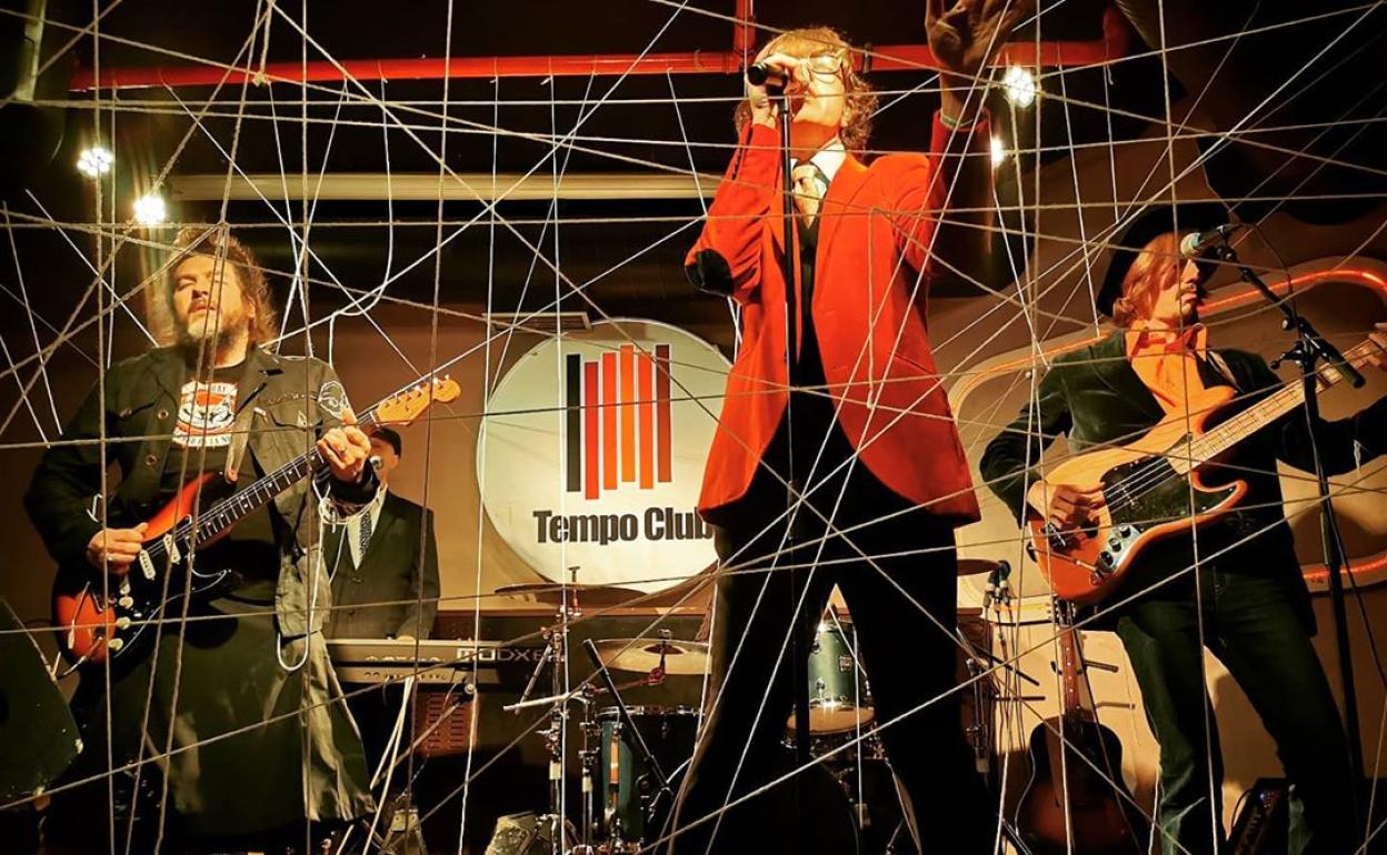 Rayo Stoned iba a actuar el sábado en el multiusos