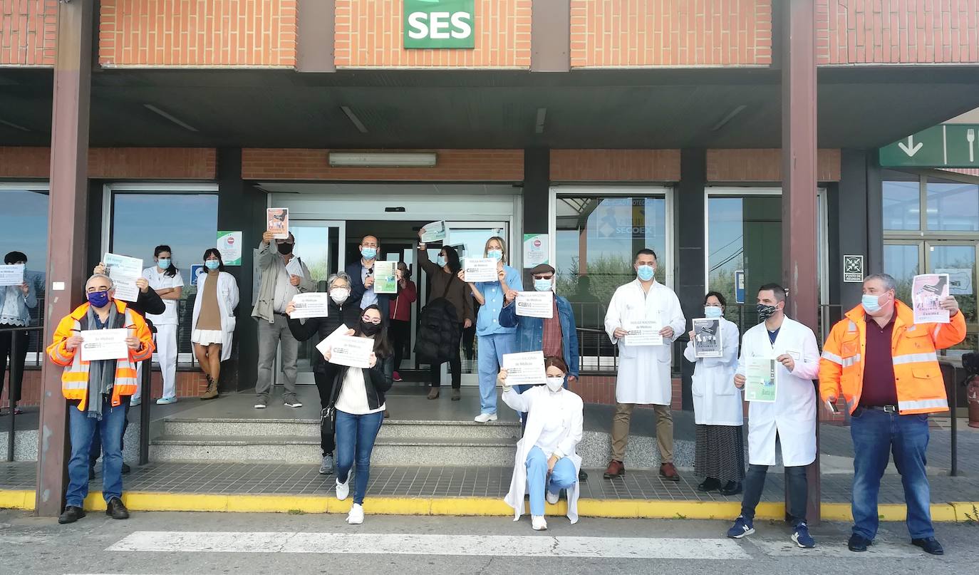 Fotos: El consejero de Sanidad visita el hospital