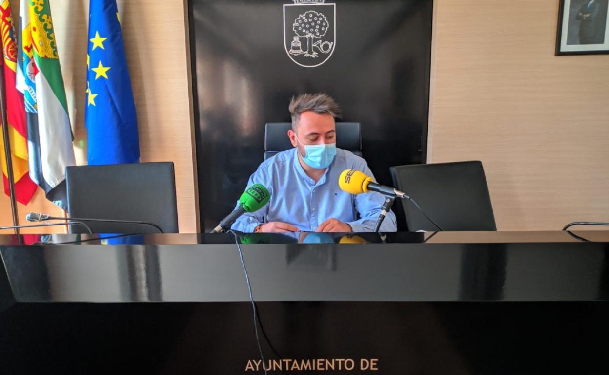 Encinas confirma lo avanzado por HOY: el Ayuntamiento comprará más de 400 purificadores de aire