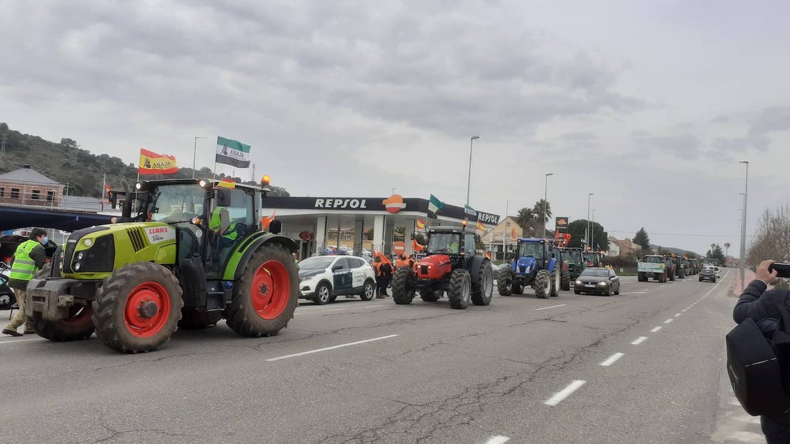 Fotos: Protesta tabaquera en la autovía de Extremadura