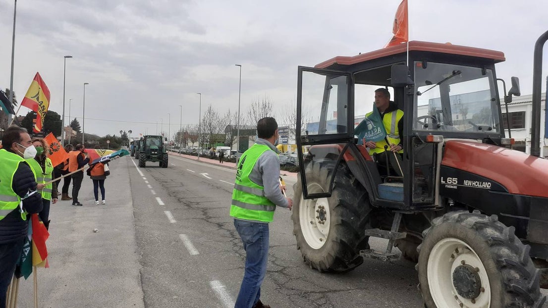 Fotos: Protesta tabaquera en la autovía de Extremadura